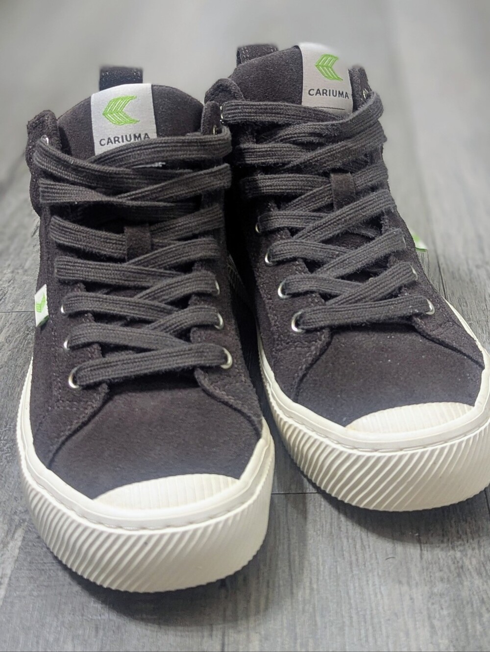 Cariuma OCA High-Top Sneakers with White Sole NWOT